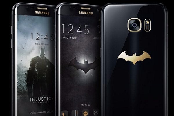 Immagine di Samsung presenta un Galaxy S7 dedicato a Injustice: Gods Among Us