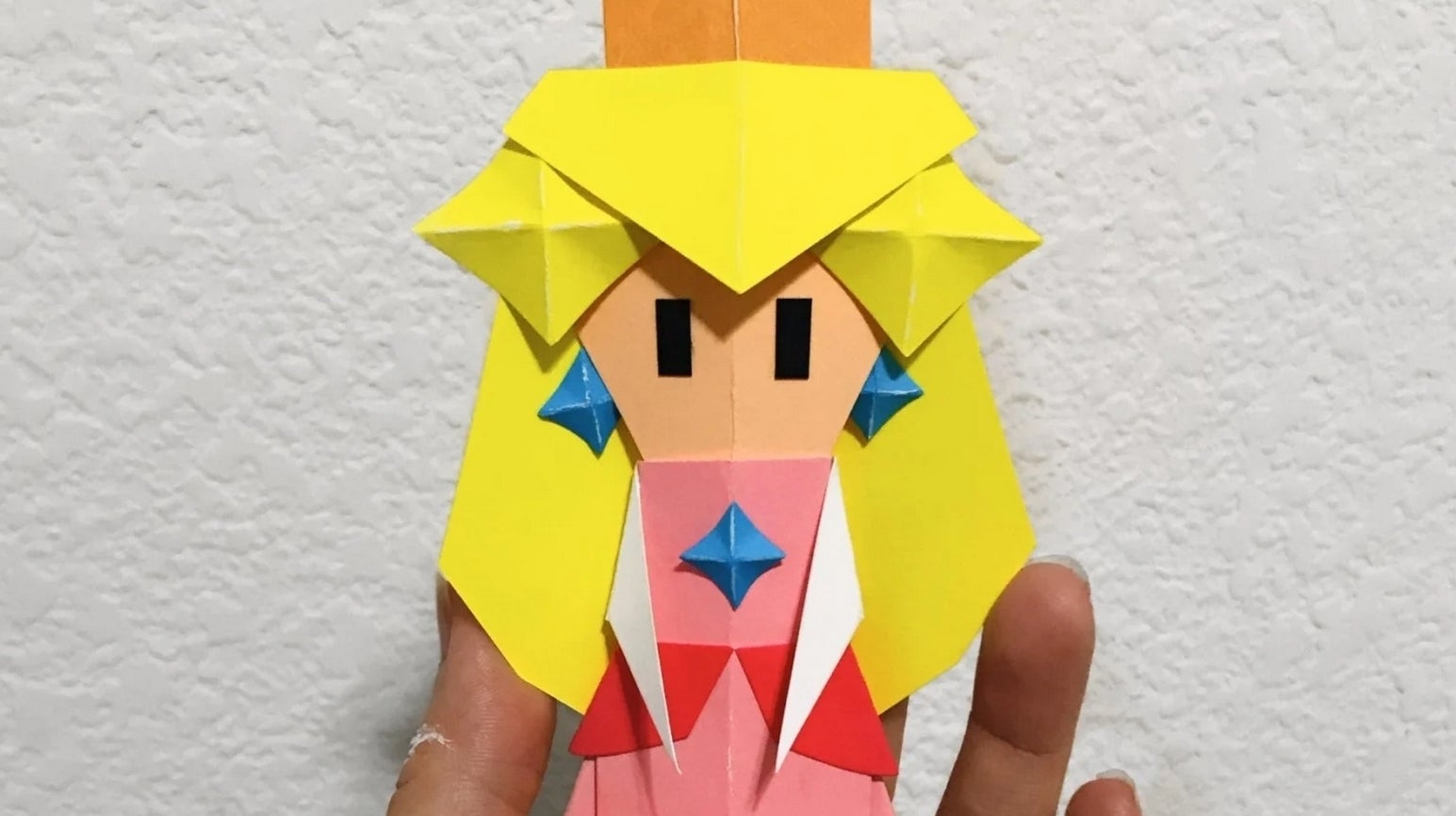 Bilder zu Paper Mario: The Origami King: Fan baut Origami Peach nach - und das Ergebnis kann sich sehen lassen