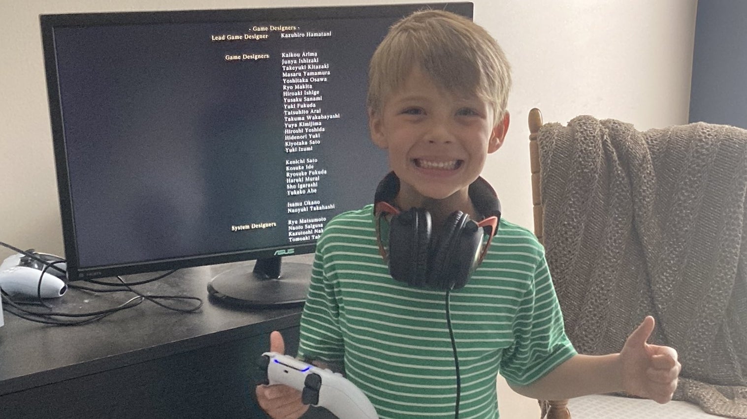 Imagem para Criança de 5 anos termina Bloodborne, pai aproveita para criticar jornalistas