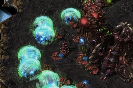 blizzard gives away starcraft for free