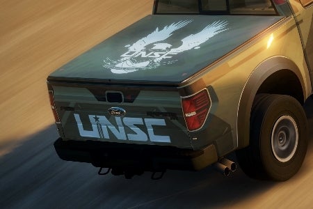 Obrazki dla Samochód Bonda i Ford Raptor w barwach Halo w Forza Horizon