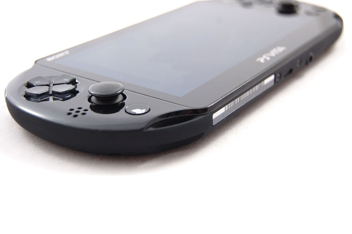 PlayStation Vita PCH2000 review