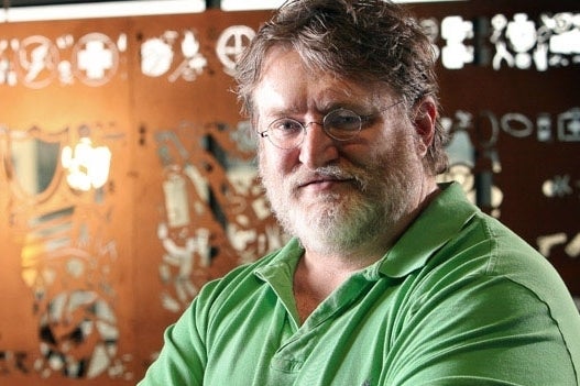Immagine di Gabe Newell spiega l'assenza di sviluppi su Half-Life 3