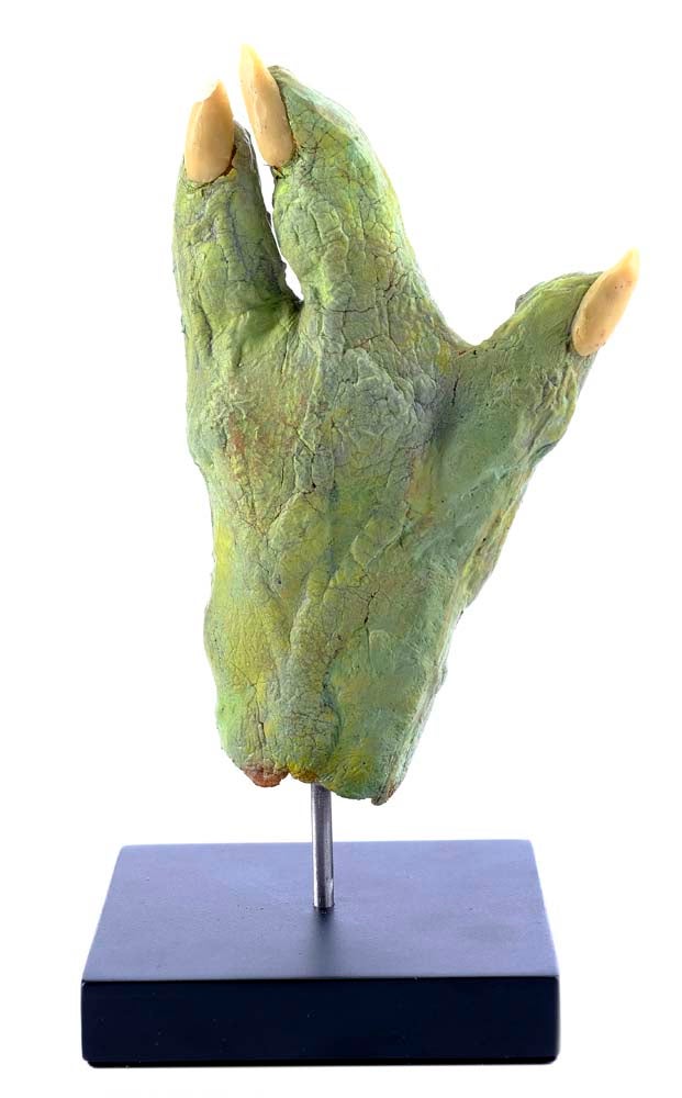 Propstore Entertainment Memorabilia Live Auction June 2022 item