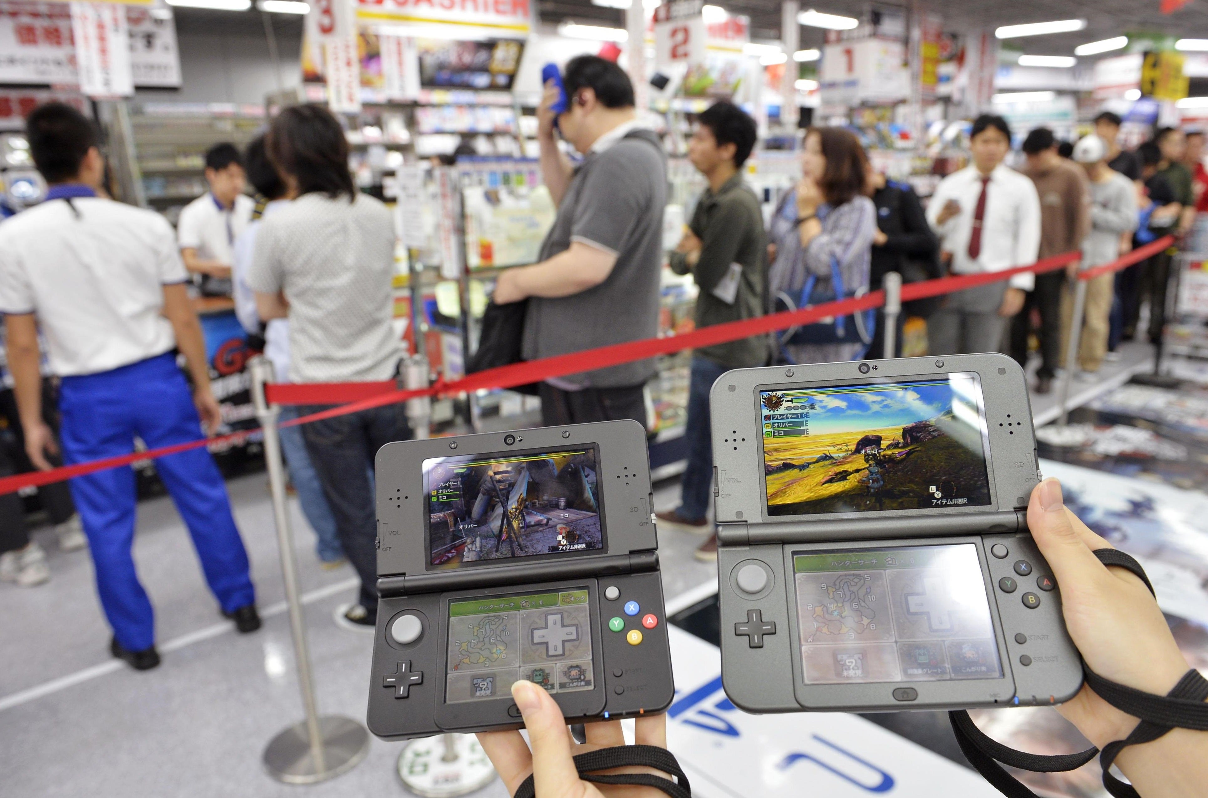 Obrazki dla Wartość rynku konsolowego w Japonii najniższa od 24 lat