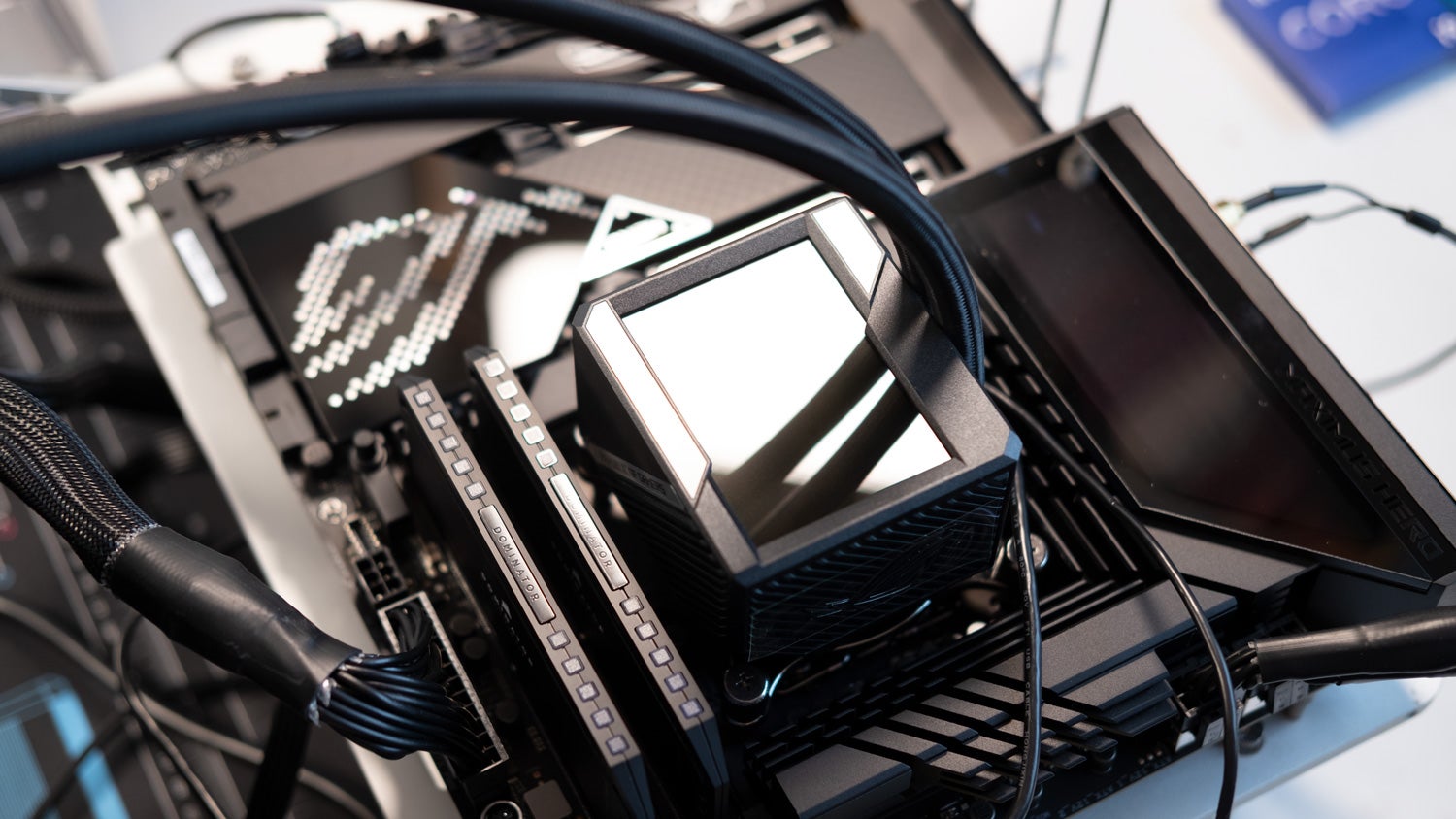Intel Core i7 12700K and Core i5 12400F review  value champs - 60