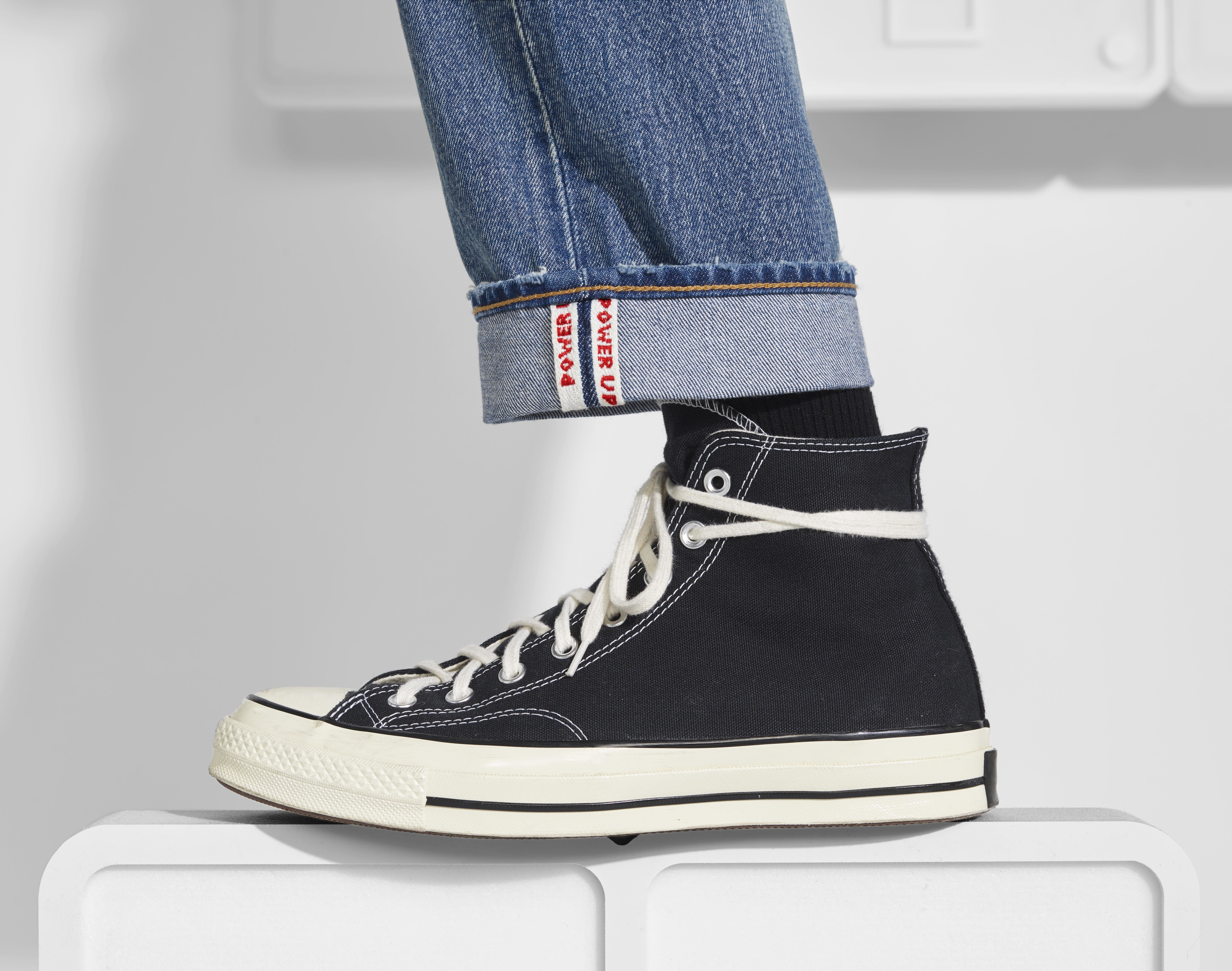 Super Mario protagonista della linea di abbigliamento Levi's in vendita da  oggi | Eurogamer.it