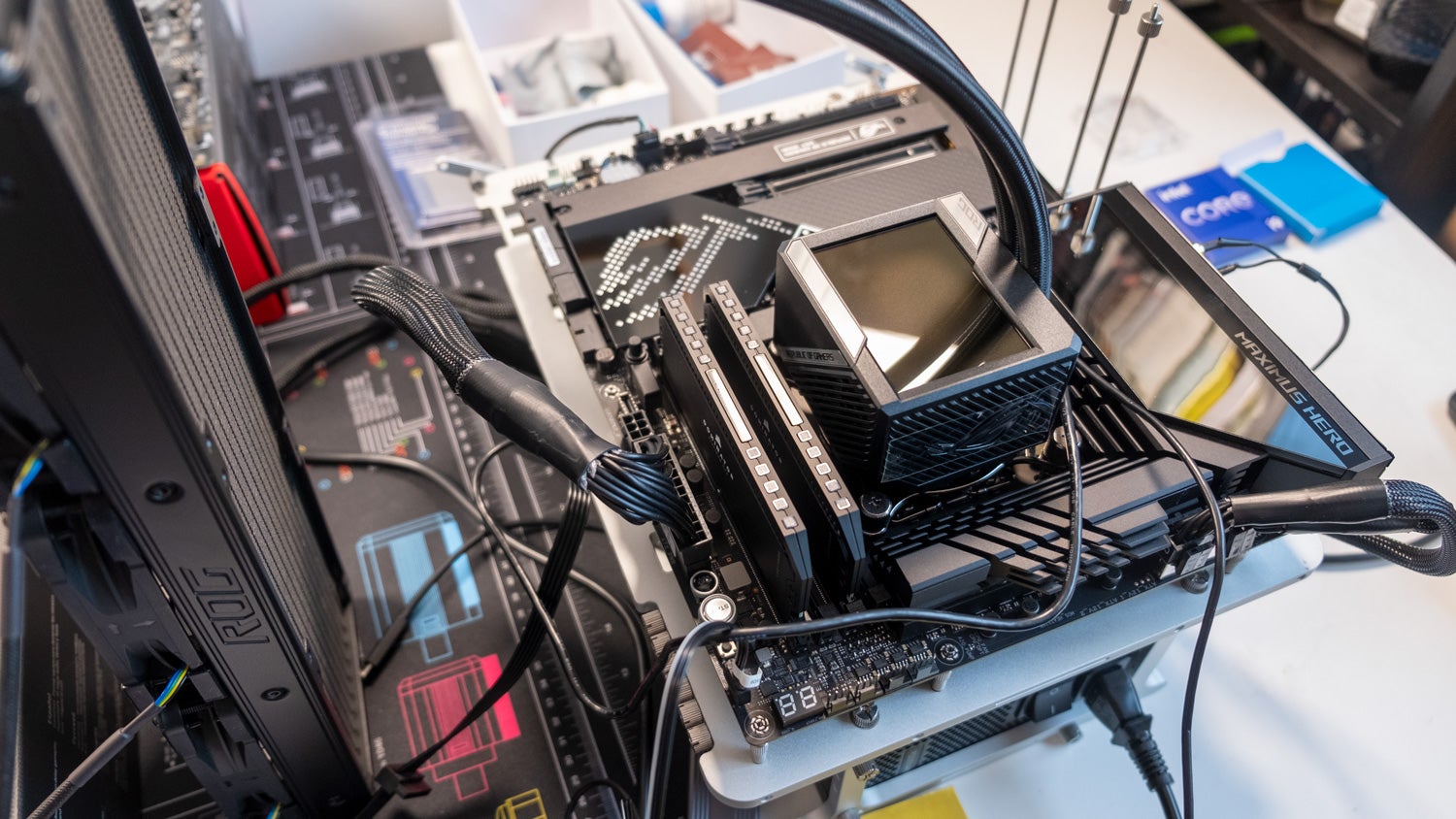 Intel Core i7 12700K and Core i5 12400F review  value champs - 92