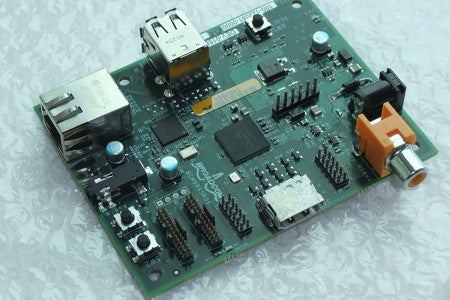 Image for Raspberry Pi sells out in hours
