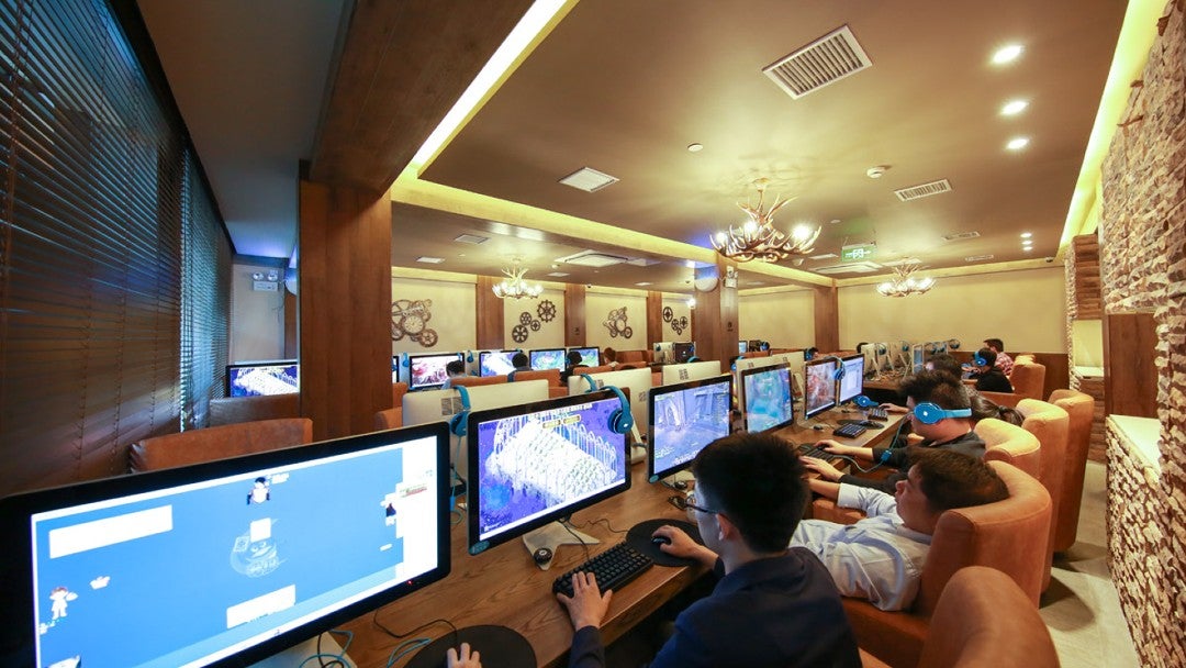 Image for Reaching Chinese gamers through internet cafés