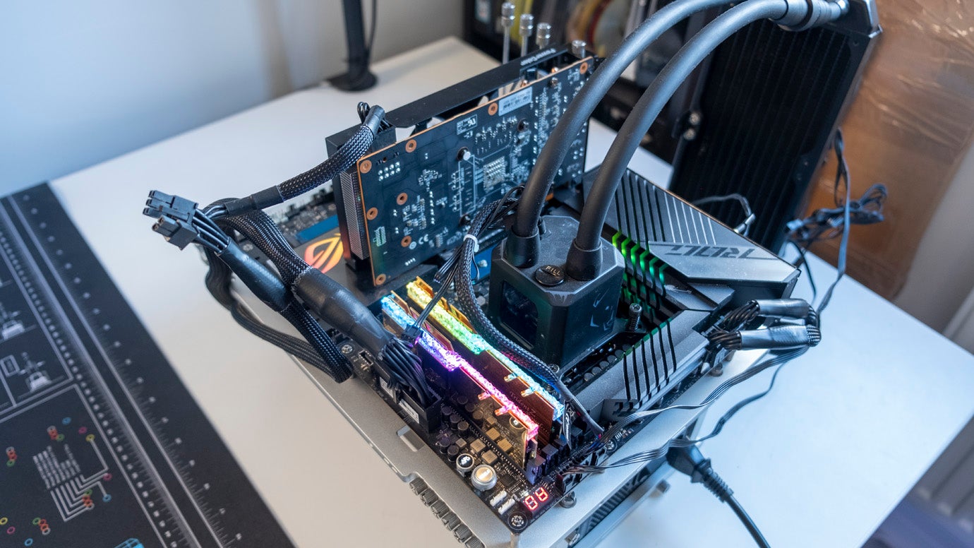 Where to buy AMD RX 6600 in the UK and US - 42