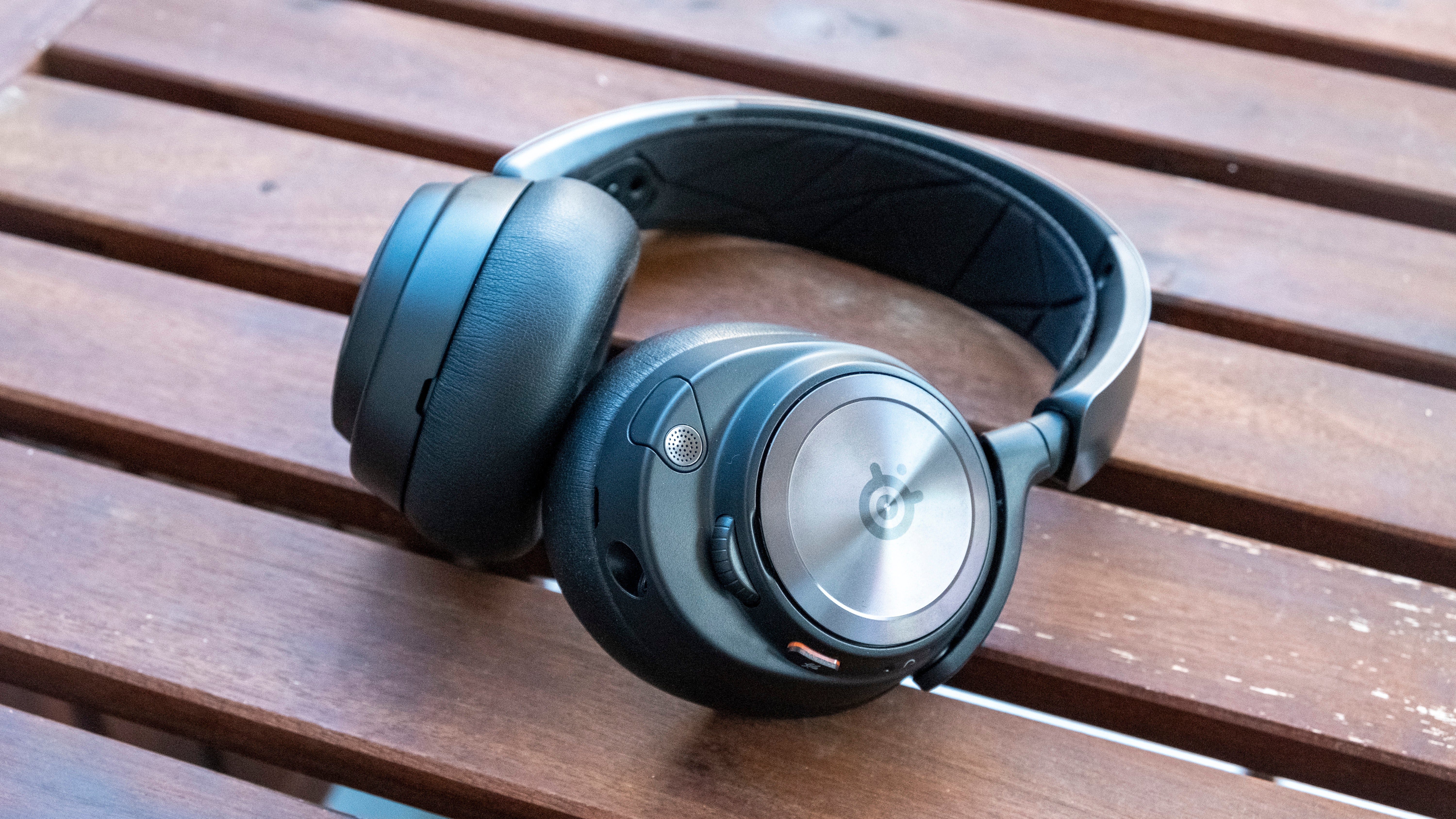 SteelSeries Arctis Nova Pro review: our new favourite gaming headset - Vimarsana News