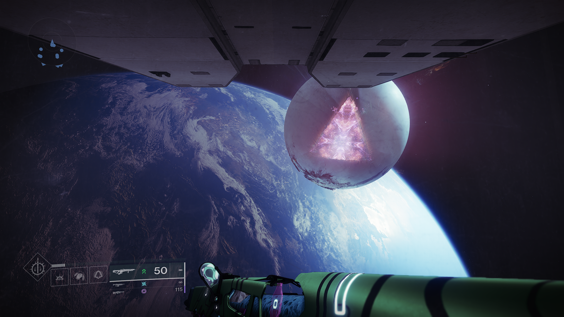 Destiny 2 Lightfall - en vy från rymden av resenären fångad av vittnet