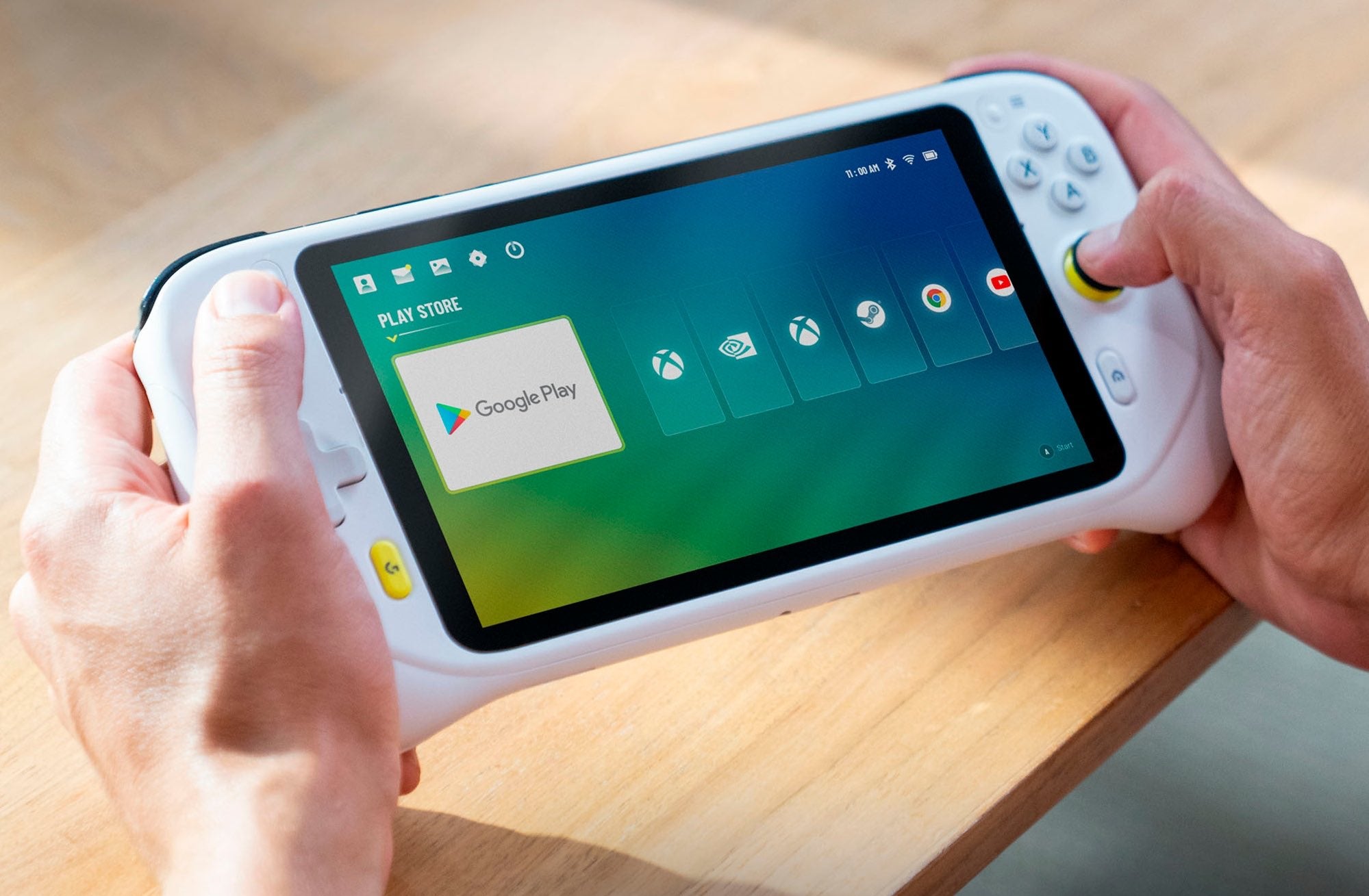 Immagine di Switch ispira Logitech e Tencent: trapelano le immagini della nuova console portatile