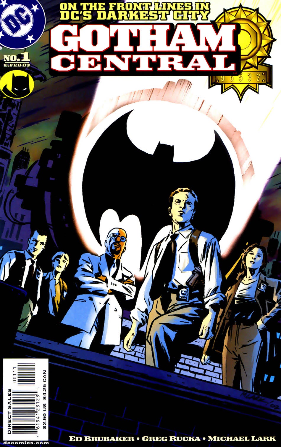Cover of Gotham Central featuring the mail cast on the rooftop looking at the Bat signal