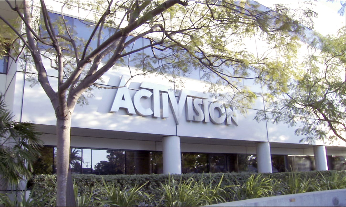 Image for US labour board says Activision Blizzard illegally threatened staff