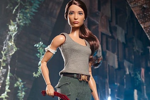 Imagem para Barbie com boneca inspirada em Tomb Raider