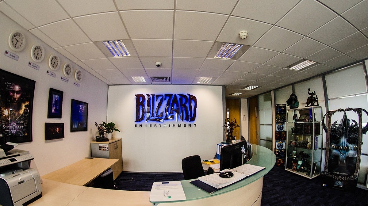 Image for Blizzard customer service concern as staff accept cash to exit Irish hub