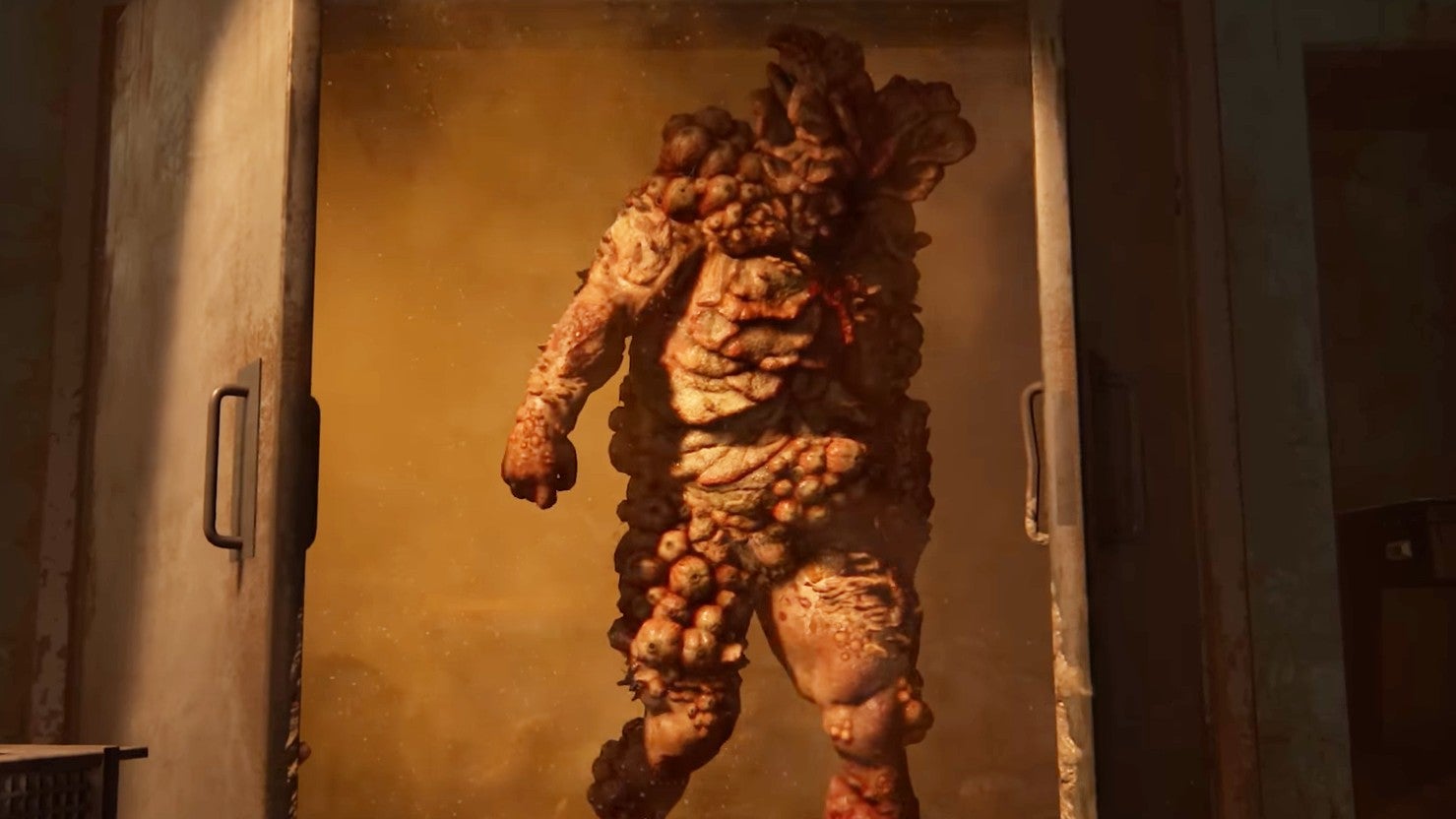 Image for It took a 6'6" stunt performer and an 80-pound suit to bring The Last of Us' Bloater to life