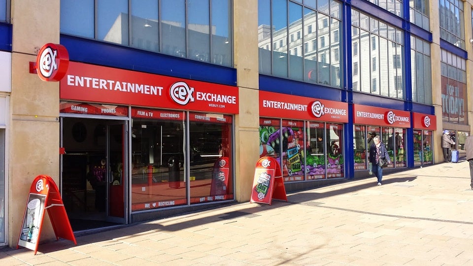 CEX staff report concerns as stores reopen