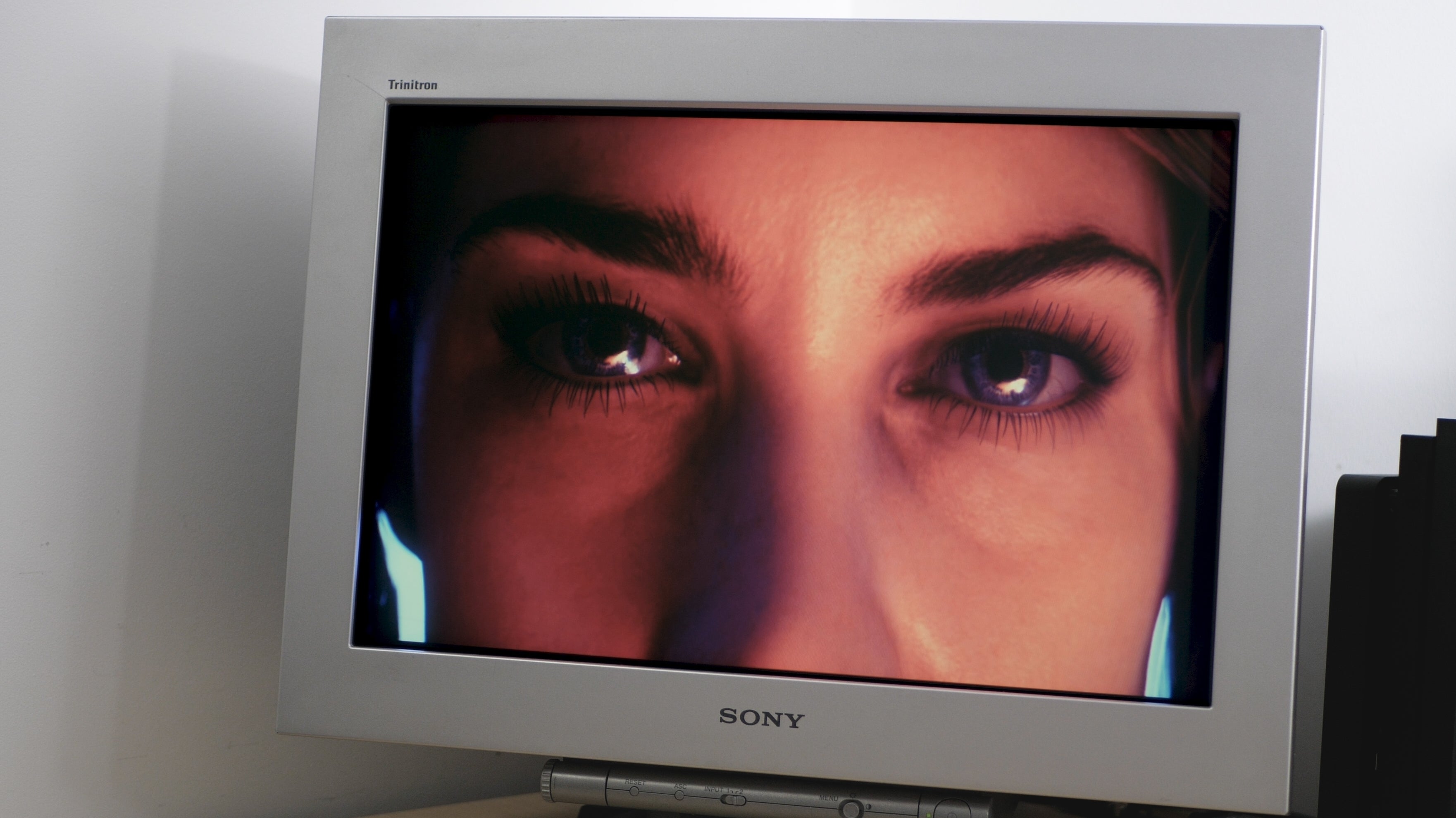 We played modern games on a CRT monitor 