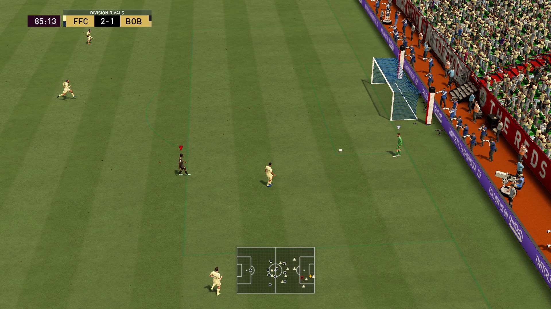 FIFA 22 s customisable pitch lines are causing an accessibility problem - 61