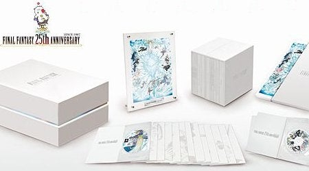 Immagine di Square Enix mostra la Final Fantasy 25th Anniversary Ultimate Box