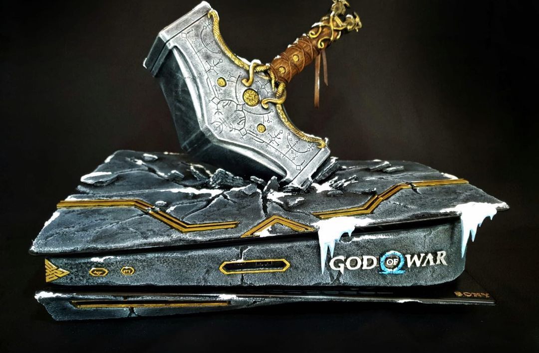 Immagine di PS5 diventa mitologica in due incredibili cover di God of War Ragnarok fan-made
