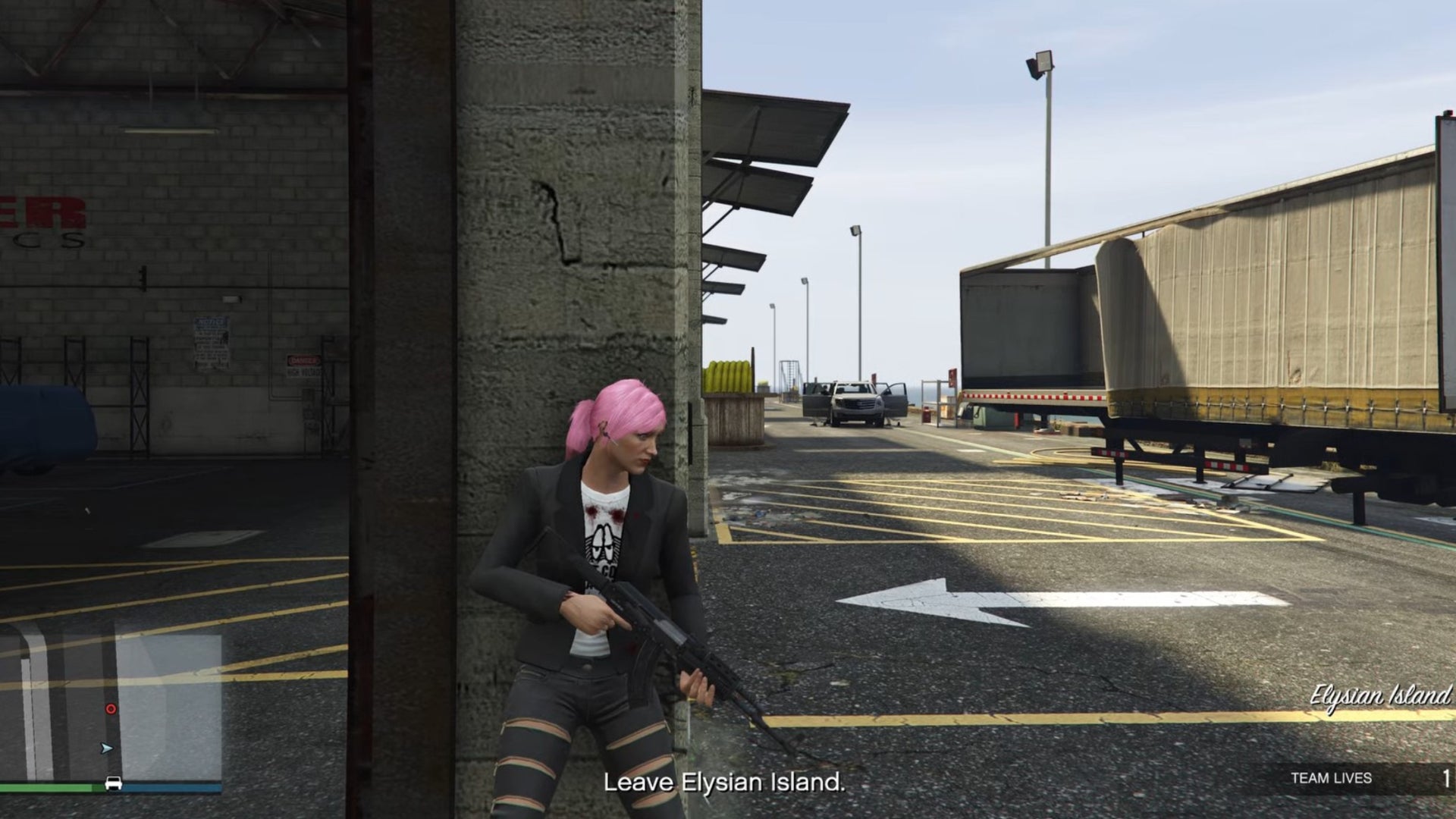 gta online unusual suspects escaping from elysian island