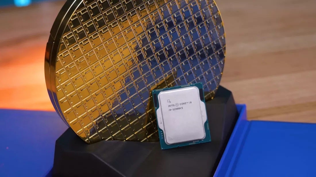 Obrazki dla Najnowszy procesor Intela bije rekordy w benchmarkach