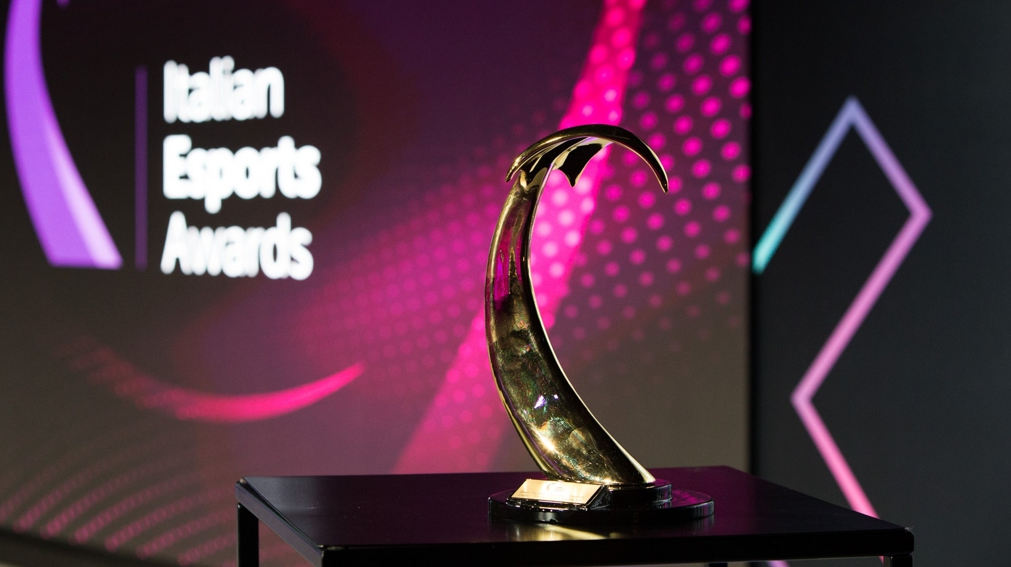 Immagine di Italian Esports Awards 2021, tutti i vincitori annunciati da IIDEA