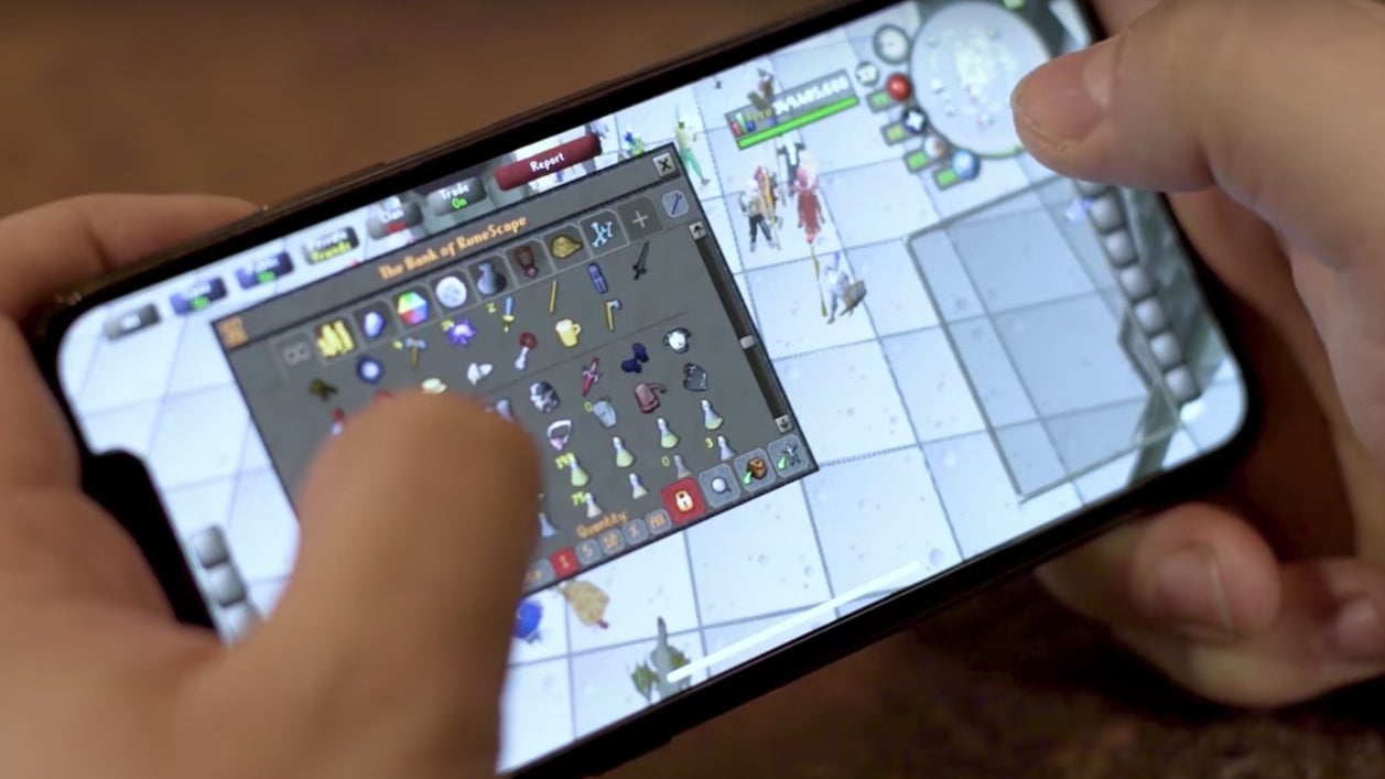 Image for Long-running fantasy MMORPG Old School RuneScape launches on mobile this October