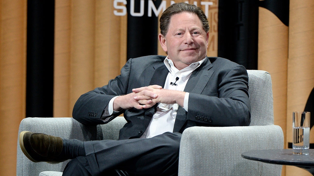 Immagine di Bobby Kotick criticato dai dipendenti di Activision Blizzard nell'ultima riunione: 'nessuna rassicurazione'