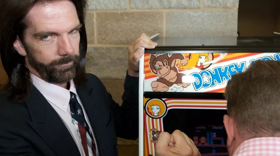 Immagine di Donkey Kong e i punteggi record cancellati: l'ex campione Billy Mitchell fa causa a Twin Galaxies