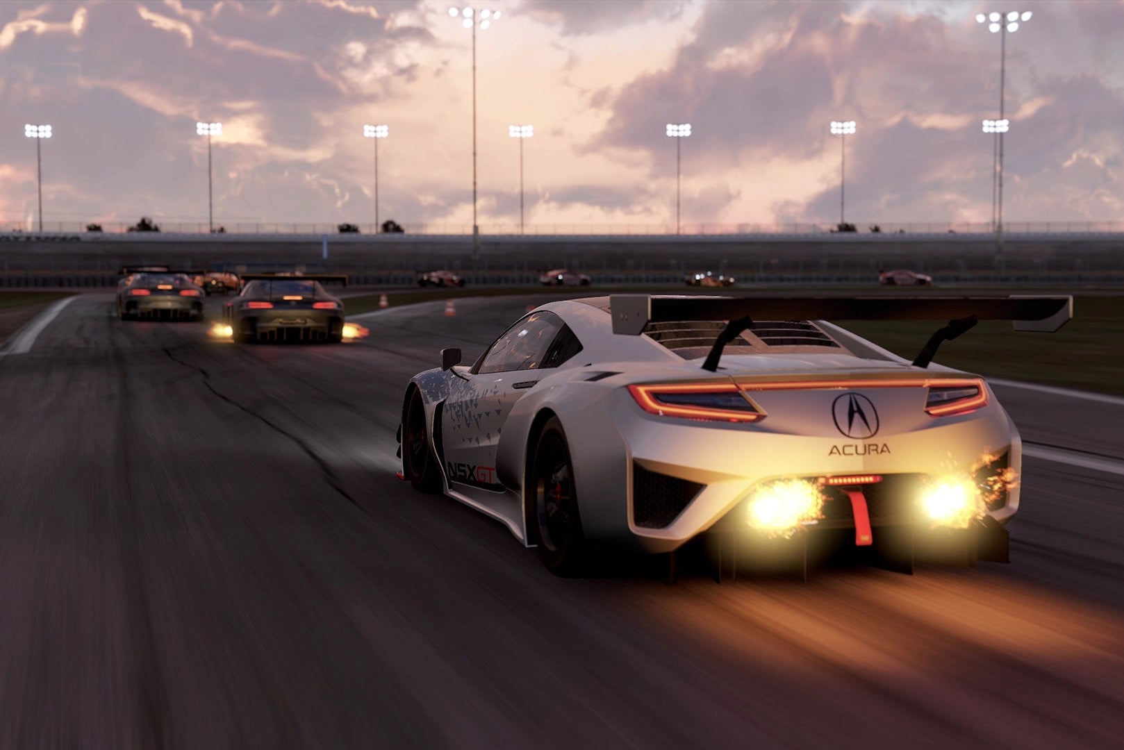 Immagine di Gran Turismo Sport, Forza Motorsport 7 e Project Cars 2 testa a testa in un video confronto