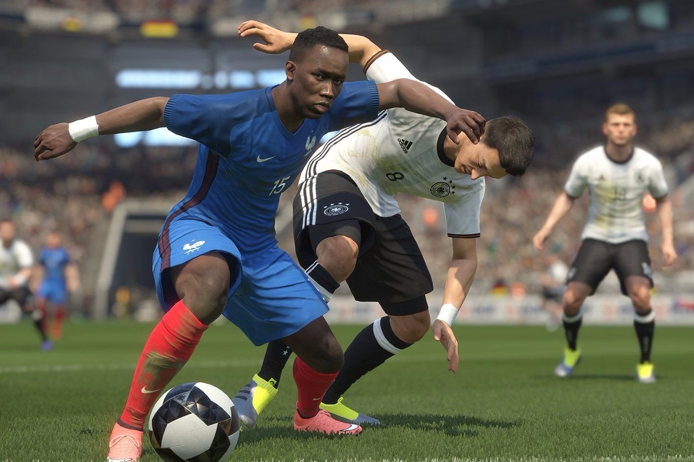 Immagine di Un video mette a confronto PES 2017 e FIFA 17