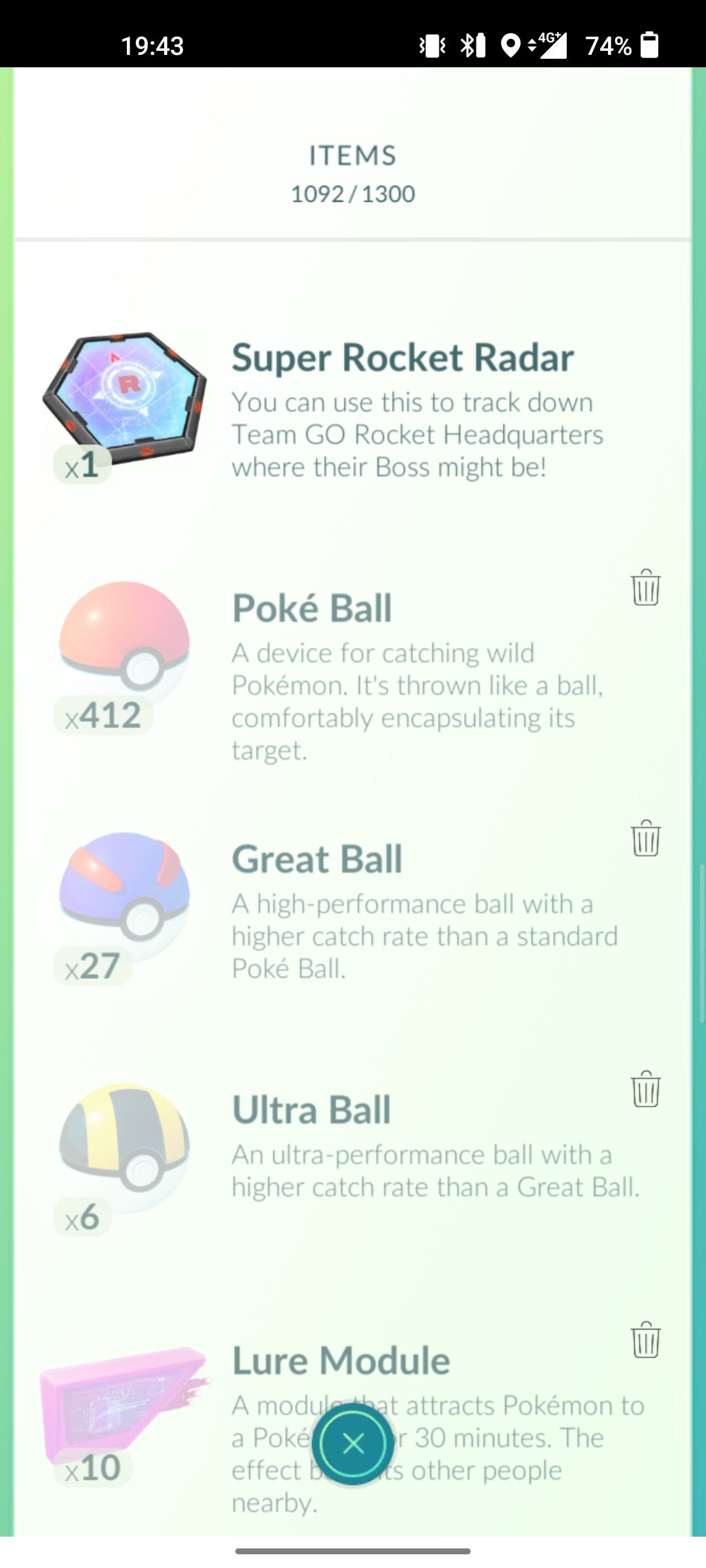 Pokémon Go Pokéball item description