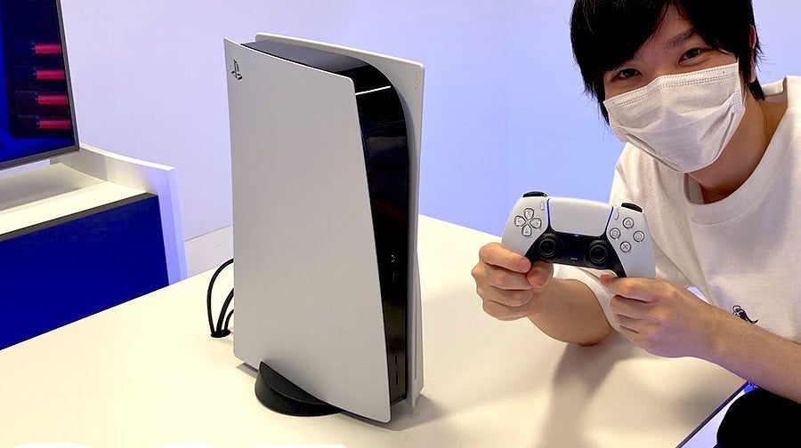 Obrazki dla PS5 w rękach japońskich youtuberów - prezentacja wyglądu konsoli i gier