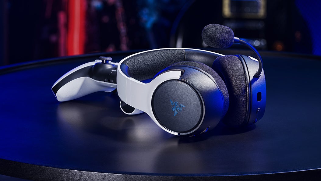 Razer Kaira Pro PS5 Recensione: Anche la testa suona | Eurogamer.it
