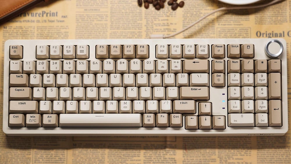 James Donkey RS2 keyboard with retro color scheme