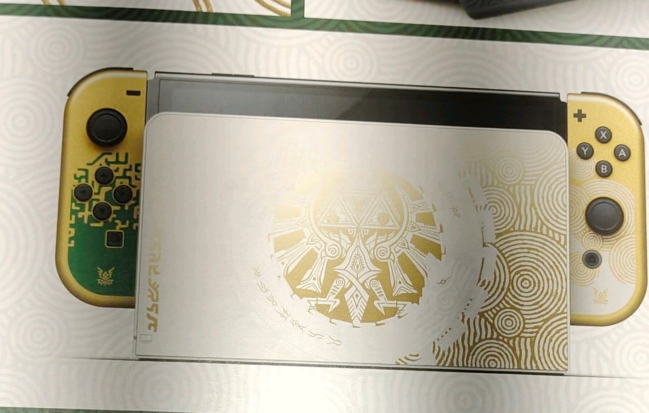 Imagem para Rumor: Eis a Switch OLED de Zelda: Tears of the Kingdom