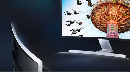 Samsung SD590C FHD Curved Monitor - recensione | Eurogamer.it