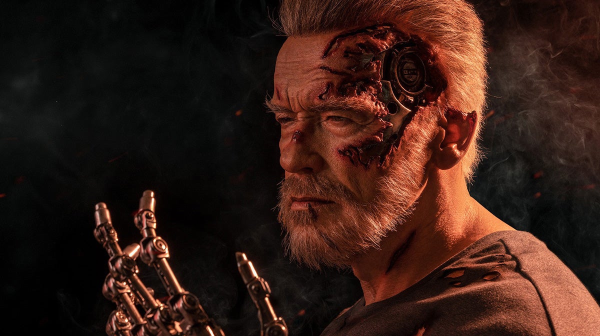 Obrazki dla Realistyczna replika Terminatora w sprzedaży. Cena jest ogromna