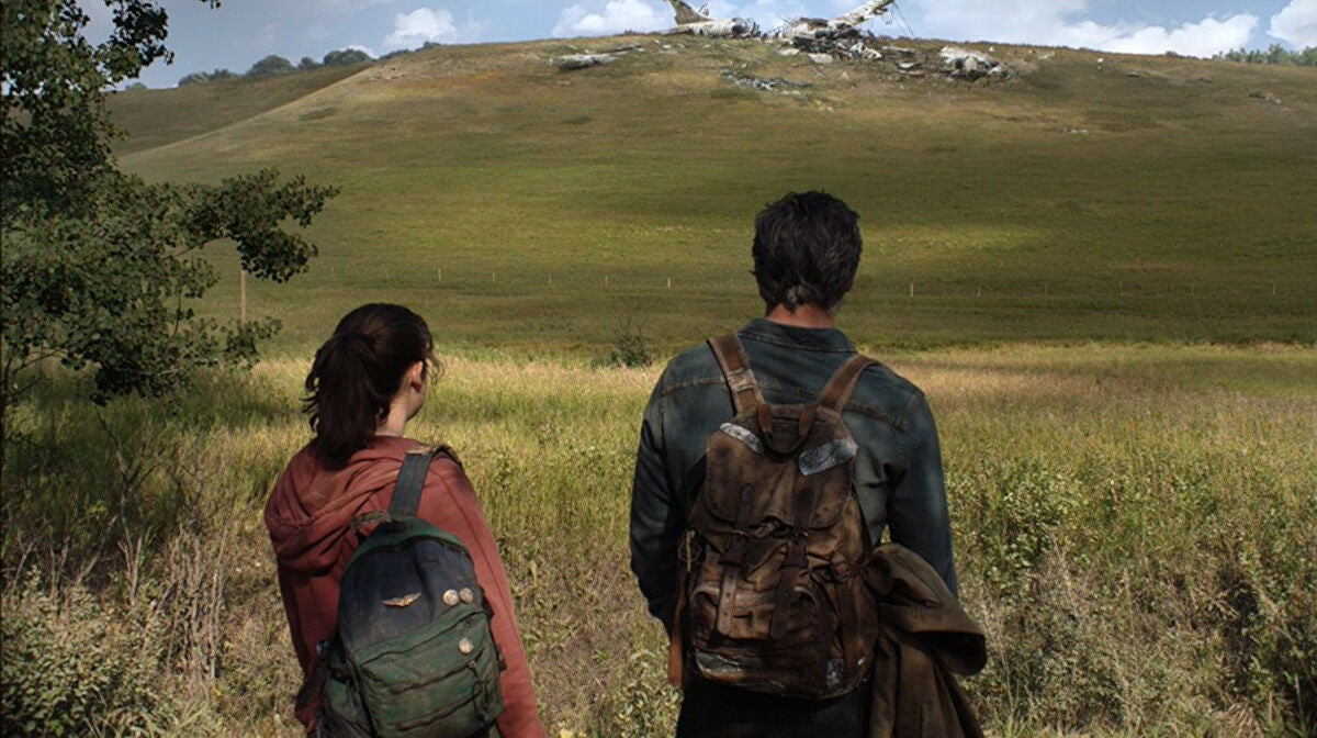 Obrazki dla Joel i Ellie na nowym zdjęciu z serialu The Last of Us. W produkcji wystąpią aktorzy z gry