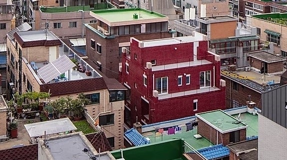 This South Korean apartment block looks like a Minecraft house |  Eurogamer.net