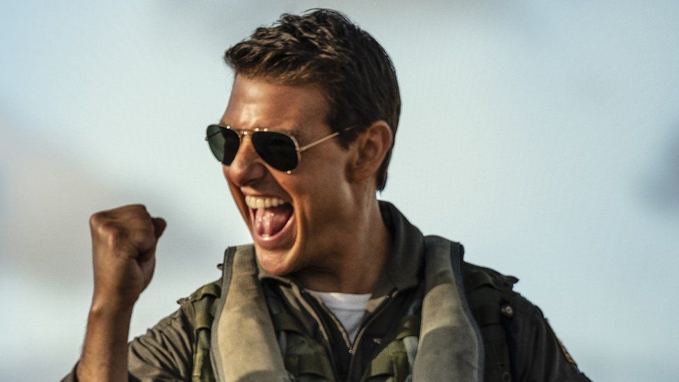 Imagem para Tom Cruise celebra o sucesso de Top Gun: Maverick e agradece aos fãs